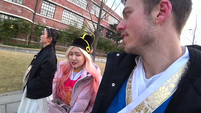Korean Streamer wants to get high