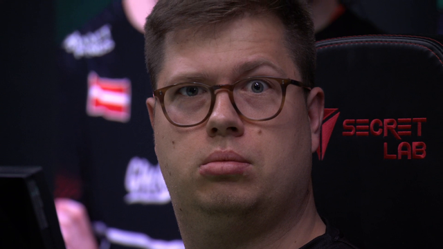 karrigan hypes the crowd