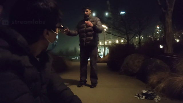 Streamer gets help for first backflip