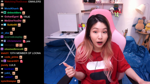 Hachu finds out that Nymn has a gf