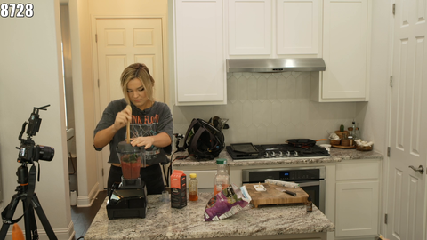 Malena Breaks Her Blender