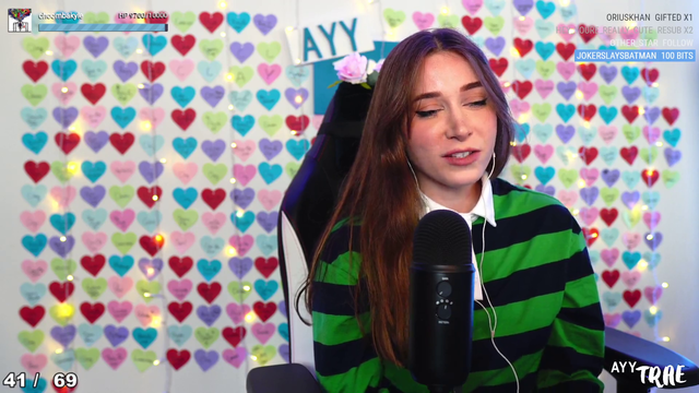 streamer looks like steve from blues clues