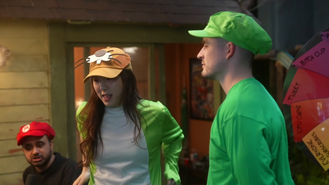 Leslie finally slaps Ludwig