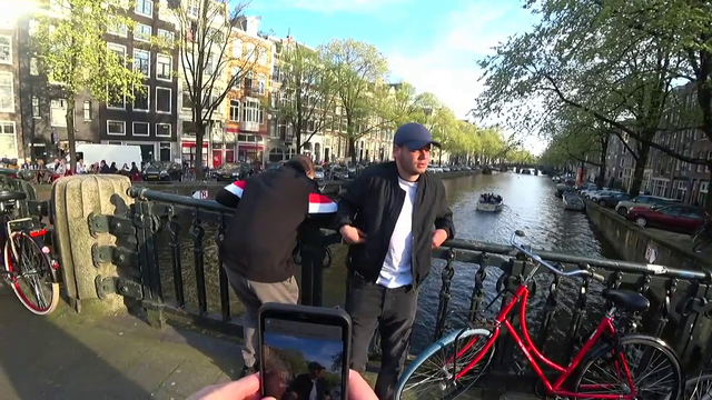 Erobb encounters a npc on the streets of amsterdam