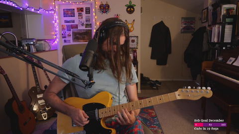 Face-melting Twitch musician