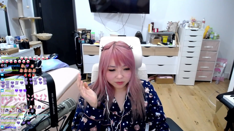 Yvonne on Poki's character