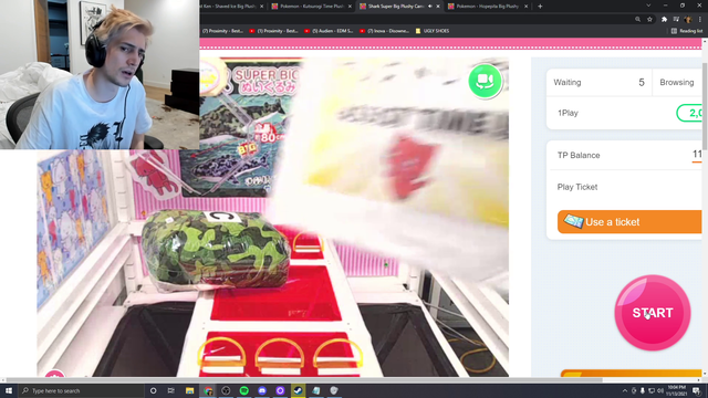 XQC Gets a little "Help" forsenCD
