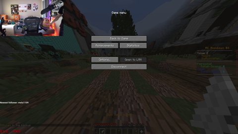 Mizkif talks to James Charles on Minecraft Monday