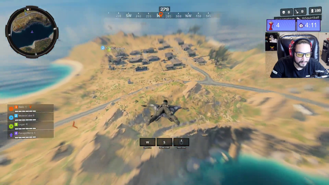 UberHaxorNova can fly in Call of Duty LUL