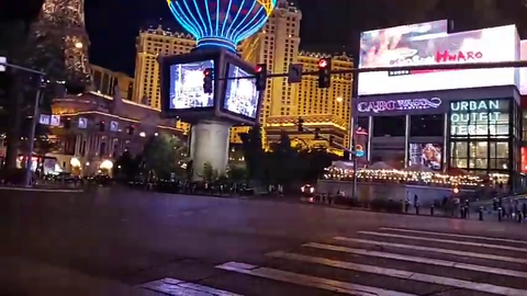 Woman loses it on a guy holding a repent to Jesus sign and starts punching him on Salmon Andys stream