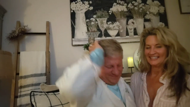 Mayor brings the stream to his dates house (and things get spicy)