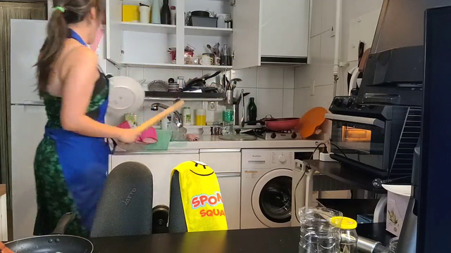 The attack of the invisible cockroach