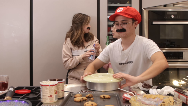 Michael flips a cake