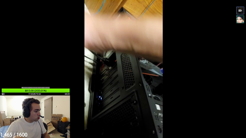 erobb "repairing" his computer monkaS