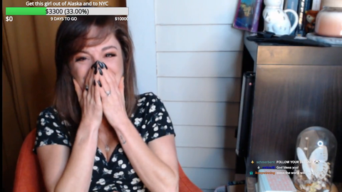 Streamer stuck in Alaska doing dead-end jobs for 7 years receives $10,000 donation to start over in New York