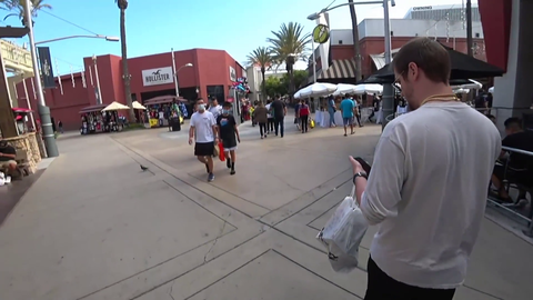Soda and Nick talk about people watching