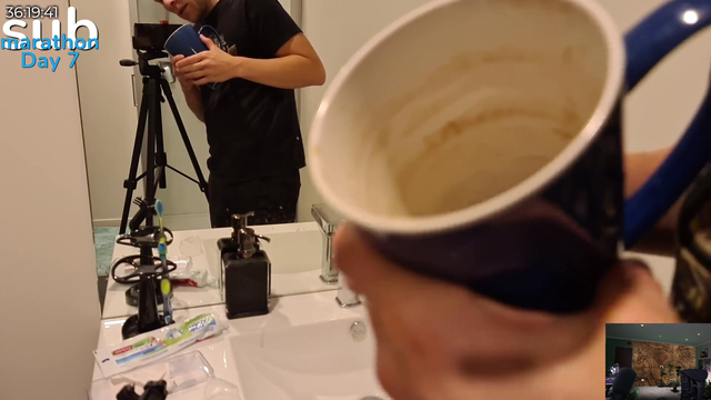 Quin69 after washing his cup with handsoap