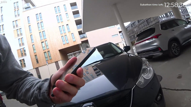 Knut gets his car keys stuck while trying to drop off his car at the mechanic.