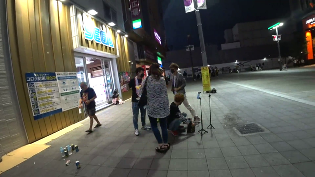 robcdee finds a gathering of IRL streamers