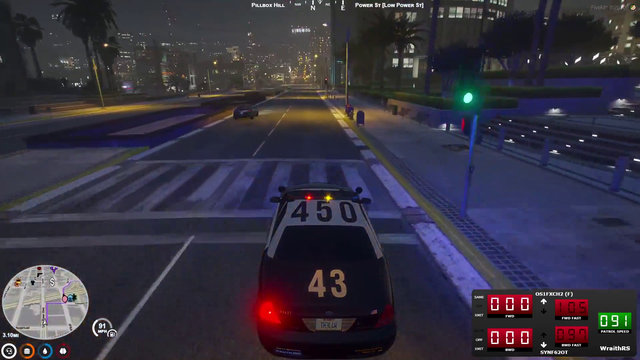 MOONMOON responds to a comment on his GTA driving skills