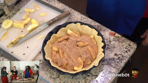 Malena fires Esfand from cooking