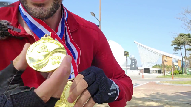 Hitch completes South Korea's Grand Slam Bike Tour