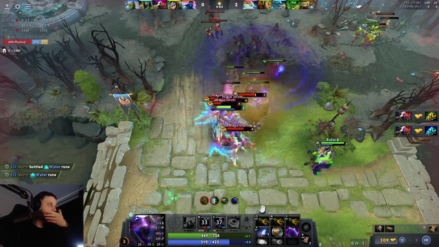 Dota2 streamer experiences some technical difficulties