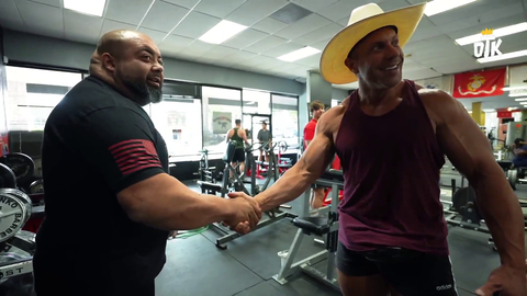 Knut and Miz getting destroyed