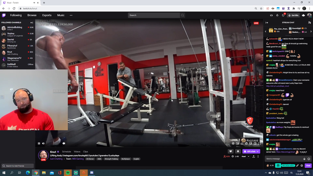 Hafthor "The Mountain" is happy that Knut can afford shoes
