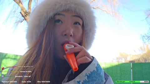 Gigi and the old man kazoo duo