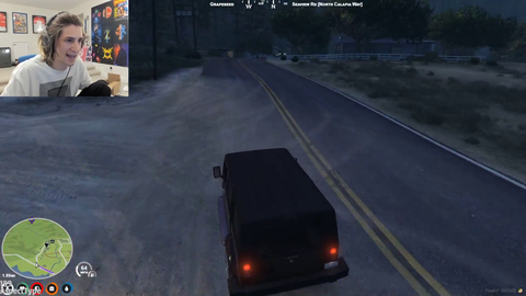 xQcOW - xQc trolls the people racing in GTA RP