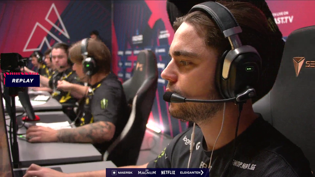 CSGO caster is a nerd