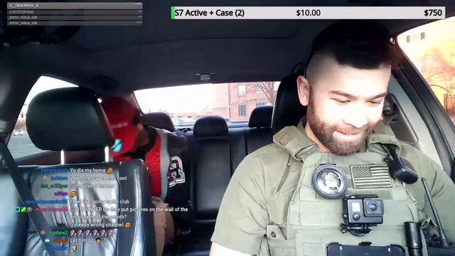 Fugitive reads chat whilst getting turned in