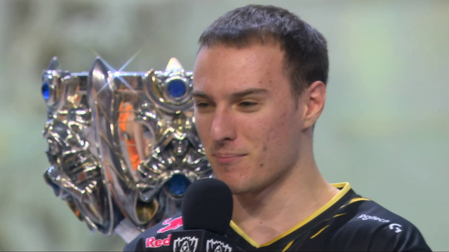 Perkz flames EU crowd