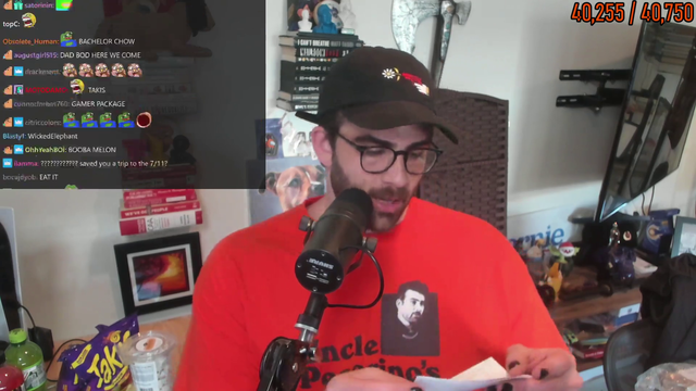 Hasan opening fan mail on stream