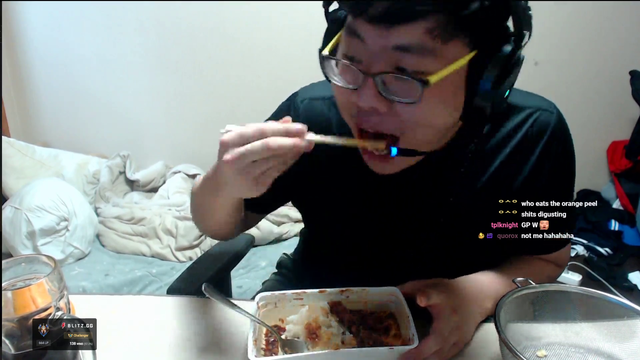 Mr. Korean Streamer back at it again