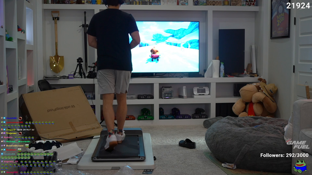 Mizkif trips on treadmill