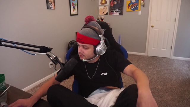 Erobb get's DonoWall'd before his Twitch Rival's tournament