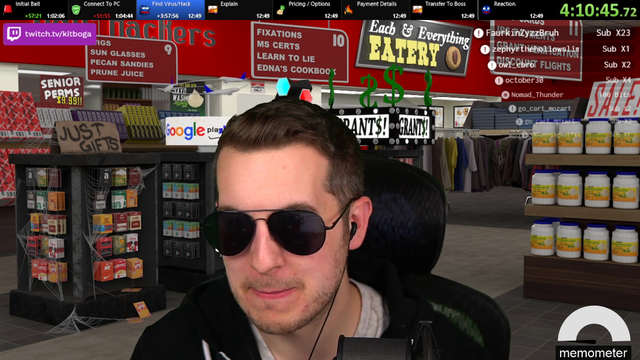 Scammer sends a photo of himself to Kitboga