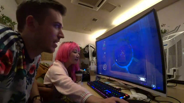 200 IQ Eloise umiliates White Devil