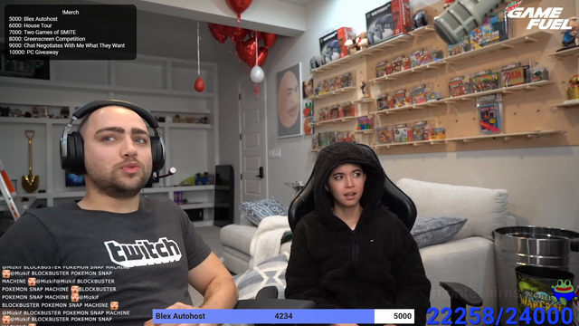 Mizkif Bought a Toys R Us Sign
