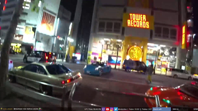 robcdee - Skater flees the police in Shibuya.