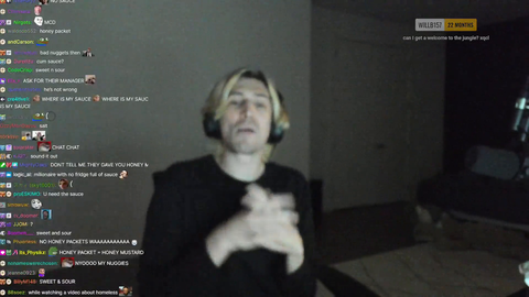 xQc rages at Mcdonalds