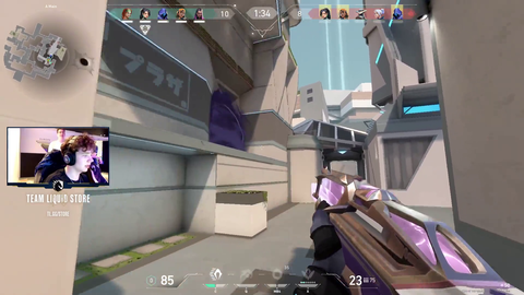 Valorant pro aces as he is forced to evacuate the building