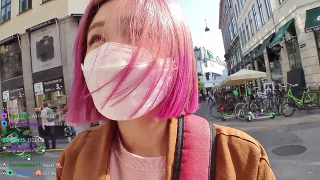 Hachubby asks for stickers in denmark tattoo studio