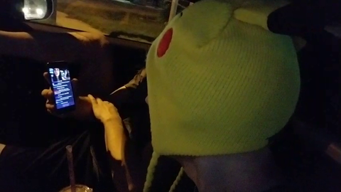 Mitch honks back at the police