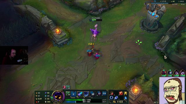 MOONMOON - What are you going to do, walk at me?
