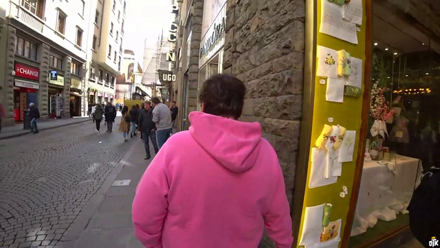 Cyr gets some guy stranger to check him out ha