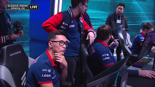 ELEAGUE admin drops player phones accidentally