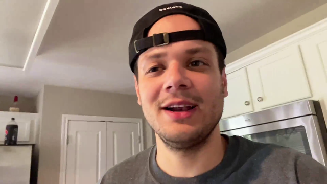 Erobb shows off his new WonkyFinger